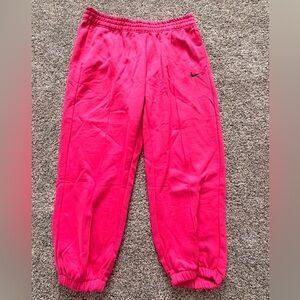 NWT - Nike Women’s Essentials Fleece Joggers Bright Pink with Black